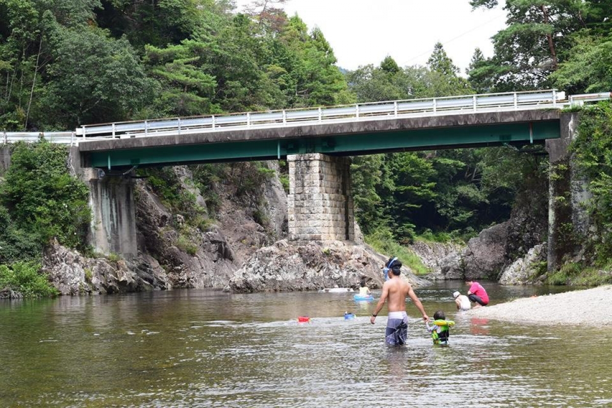 湯谷園地 美谷駐車場 宇連川ヤナ キラッと奥三河観光ナビ