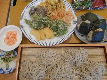 そば打ち体験と季節の野菜料理(三沢高原）