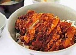 ソースカツ丼(みそ汁付)